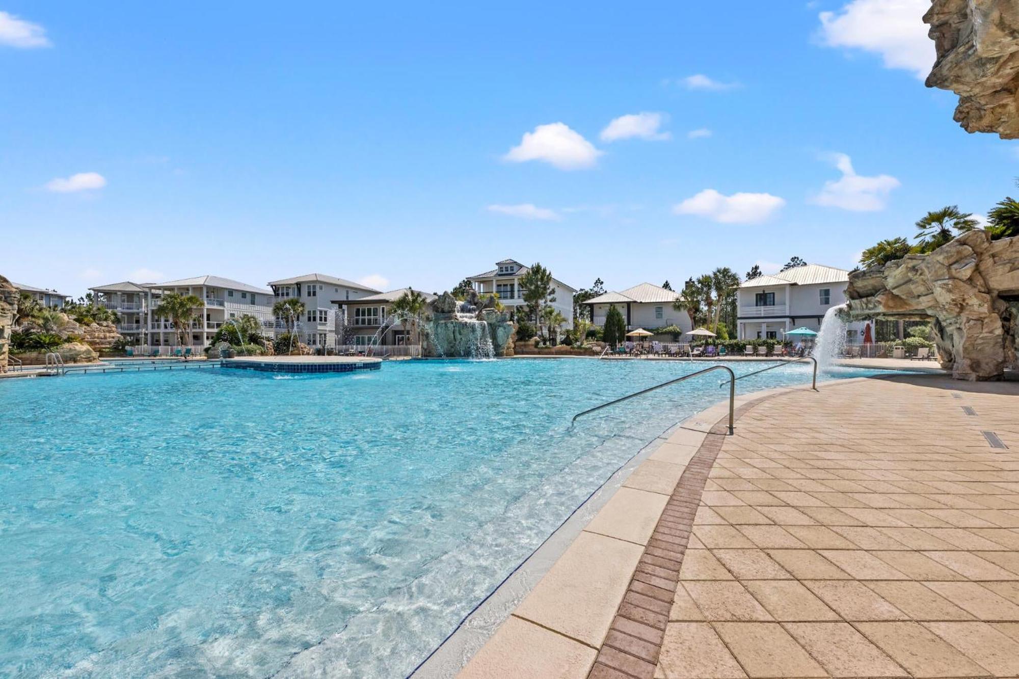 Cypress Breeze, Amazing Community Pool! - Private Outdoor Shower Santa Rosa Beach Exterior photo